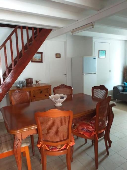 לה גוסייר Maison Creole Chaleureuse Avec Stationnement מראה חיצוני תמונה