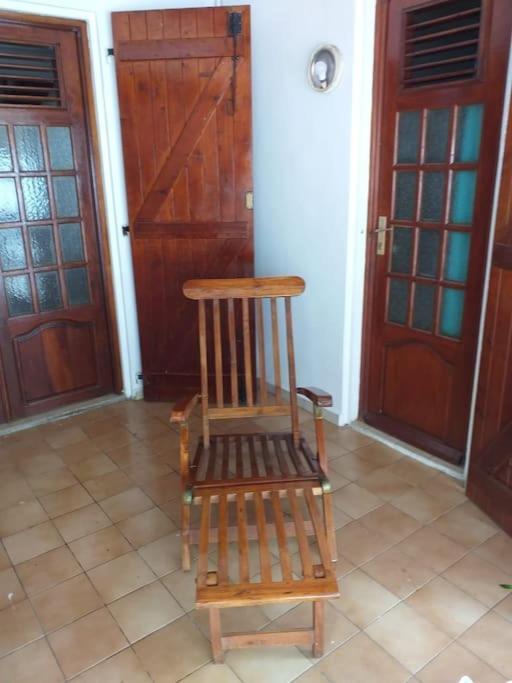 לה גוסייר Maison Creole Chaleureuse Avec Stationnement מראה חיצוני תמונה